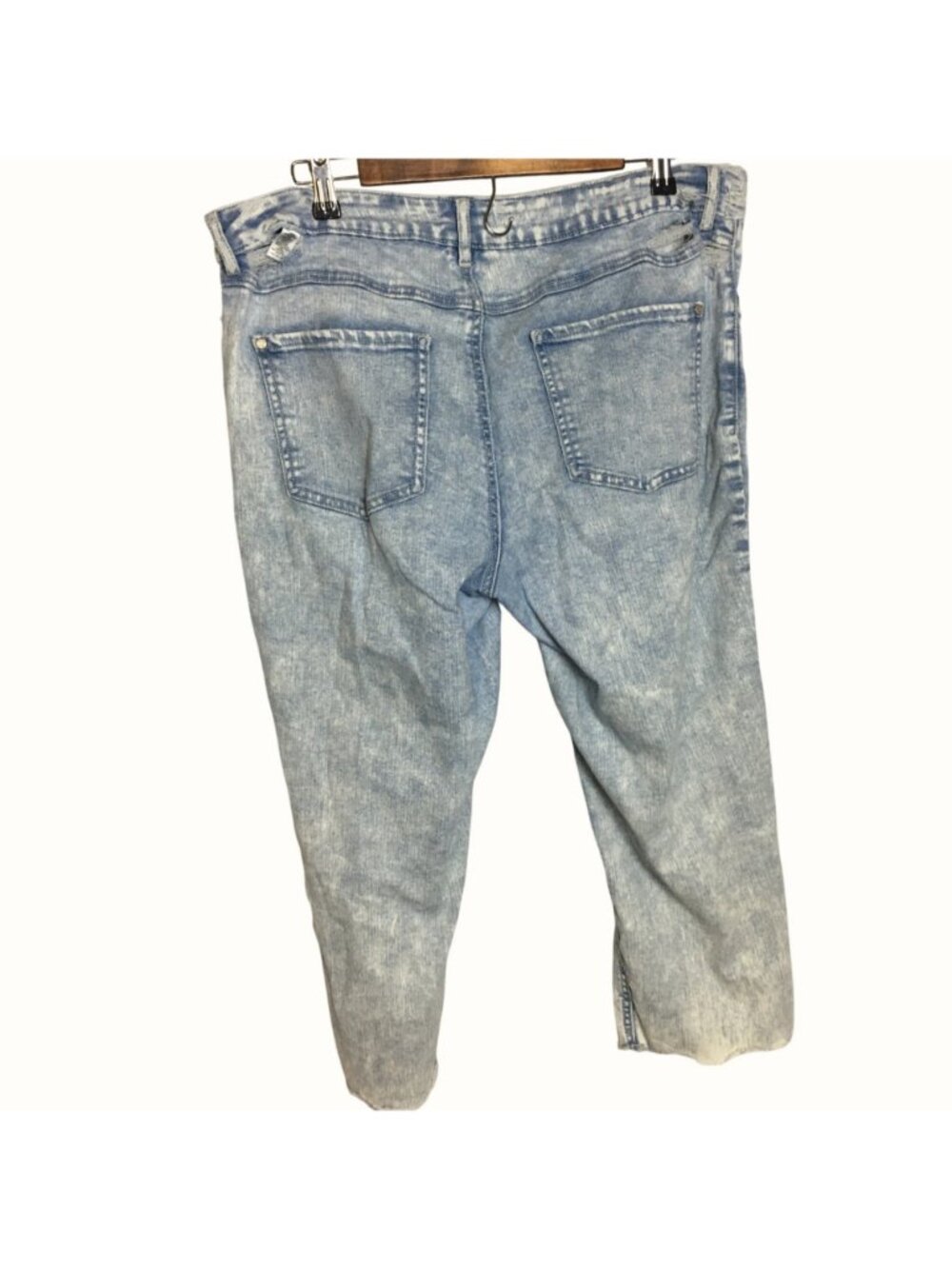 Est 1946 Cato Womens Denim Light Blue Distressed High-Rise Cropped Jeans Size 14 - Picture 3 of 6